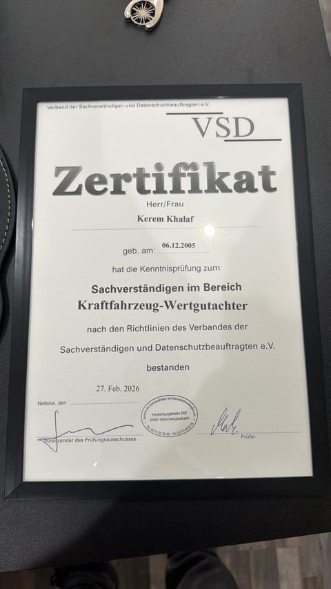 VSD-Zertifikat für Kfz-Schadensgutachten von Kerem Khalaf